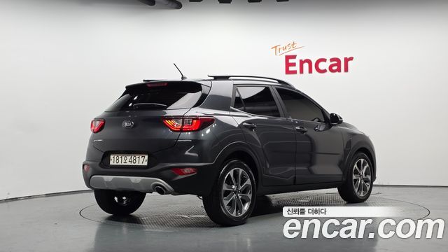 Kia Stonic 2019 — photo 2