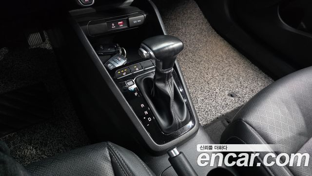 Kia Stonic 2019 — photo 12