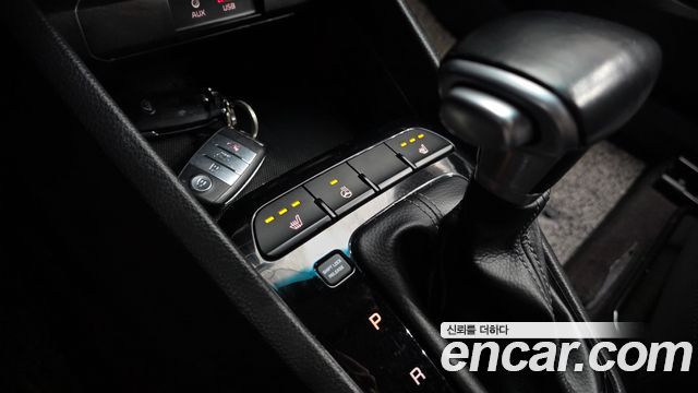 Kia Stonic 2019 — photo 24