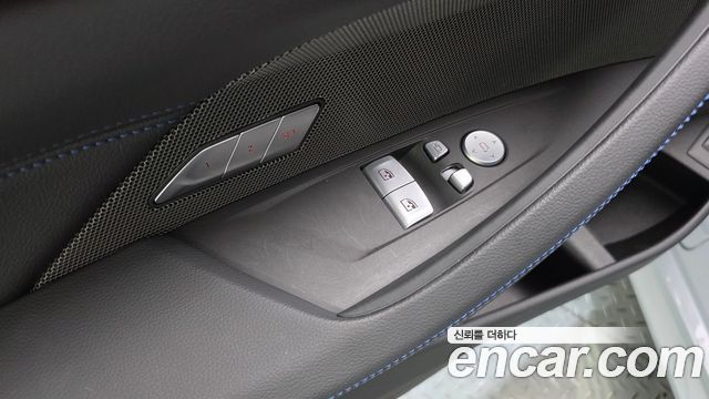 BMW 4-Series 2026 — photo 28