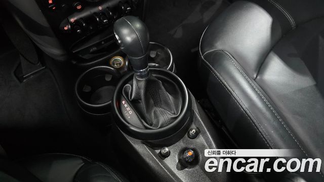 Mini Countryman 2016 — photo 12