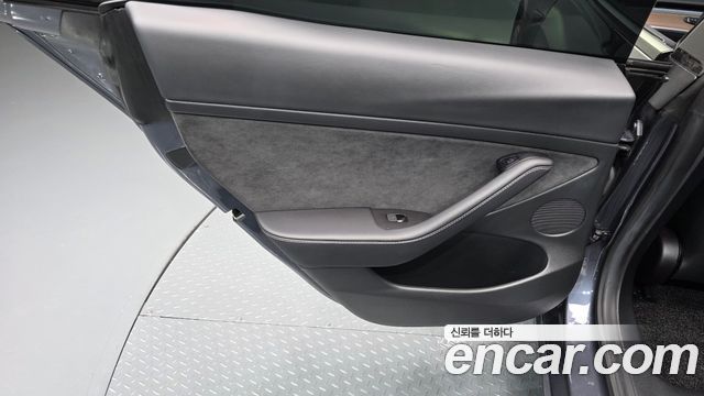 Tesla Model 3 2022 — photo 15