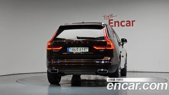 Volvo XC60 2021 — photo 4