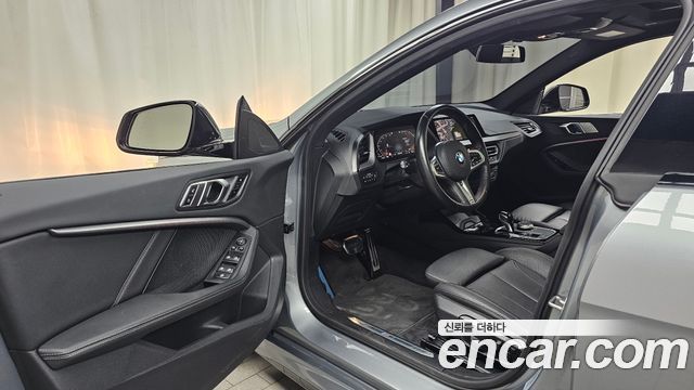 BMW 2-Series 2022 — photo 13
