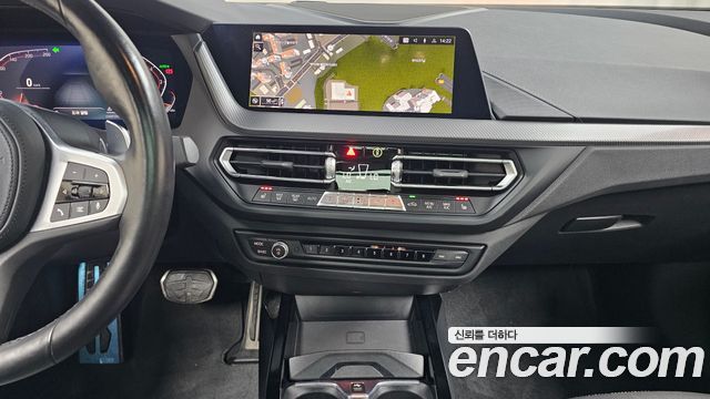 BMW 2-Series 2022 — photo 18