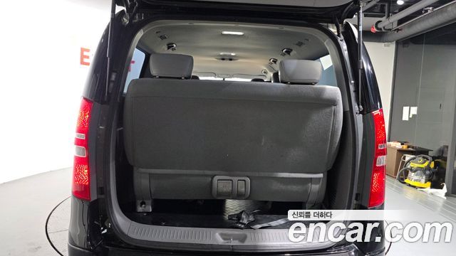 Hyundai Starex 2019 — photo 26