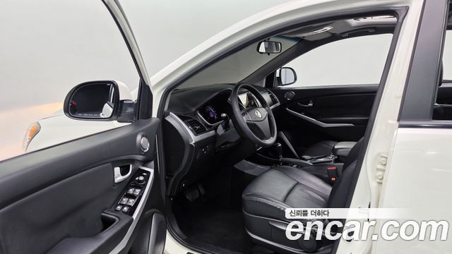 KG Mobility KORANDO 2015 — photo 10