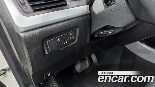 KG Mobility KORANDO 2015 — photo 18