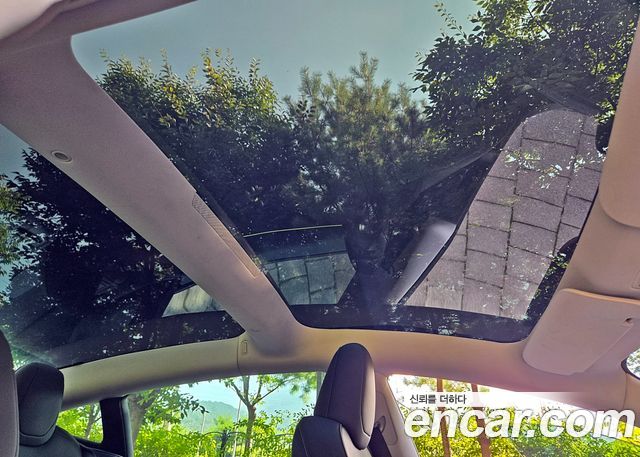 Tesla Model 3 2025 — photo 18