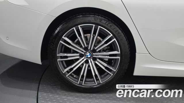 BMW 3-Series 2020 — photo 5