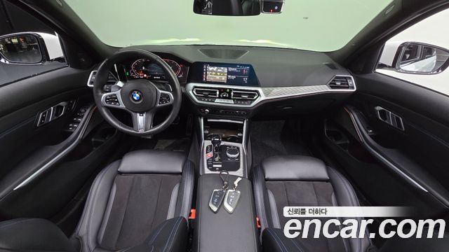 BMW 3-Series 2020 — photo 10