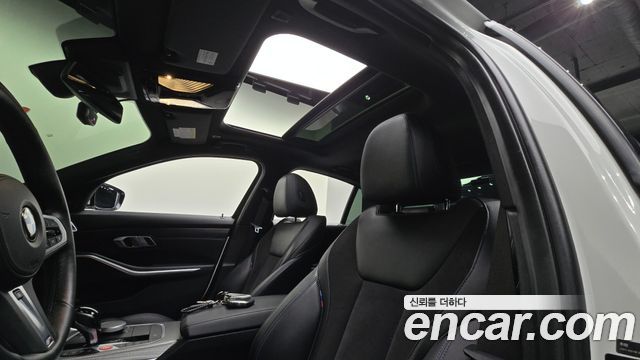 BMW 3-Series 2020 — photo 26