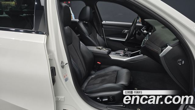 BMW 3-Series 2020 — photo 16
