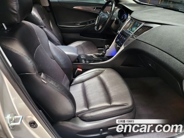 Hyundai Sonata 2015 — photo 14
