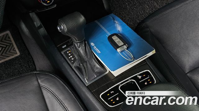 Kia K7 2012 — photo 9