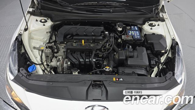Hyundai AVANTE 2021 — photo 6