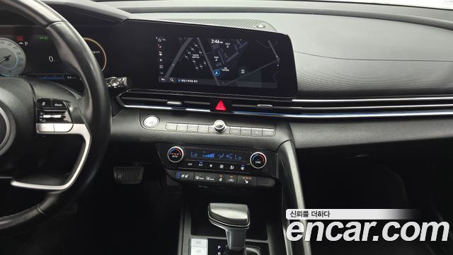 Hyundai AVANTE 2021 — photo 19