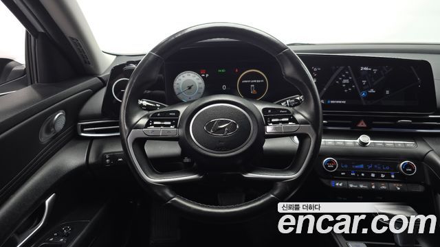 Hyundai AVANTE 2021 — photo 20