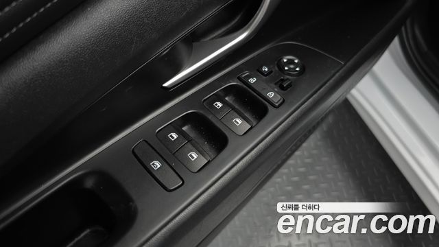 Hyundai AVANTE 2021 — photo 30