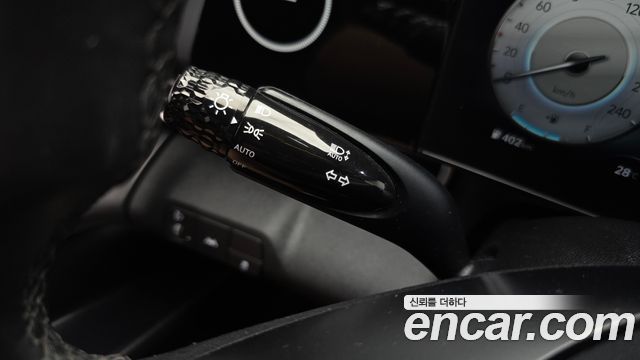 Hyundai AVANTE 2021 — photo 31