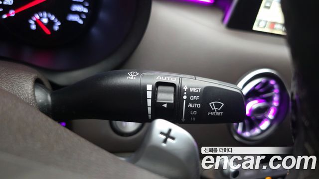 Kia Stinger 2019 — photo 25