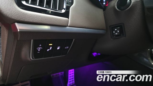 Kia Stinger 2019 — photo 30