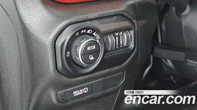 Jeep Gladiator 2022 — photo 20
