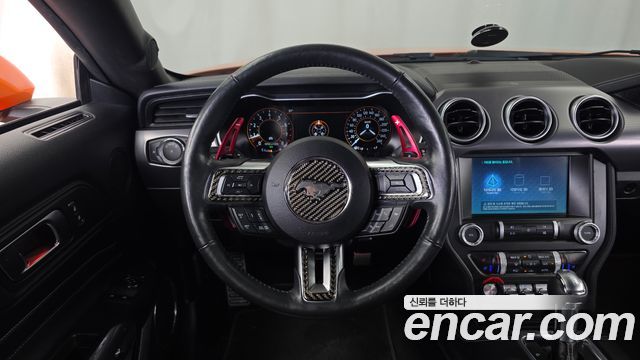 Ford Mustang 2020 — photo 13