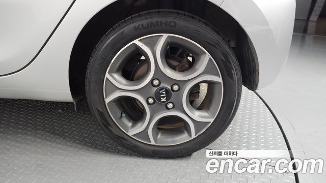 Kia morning 2013 — photo 7