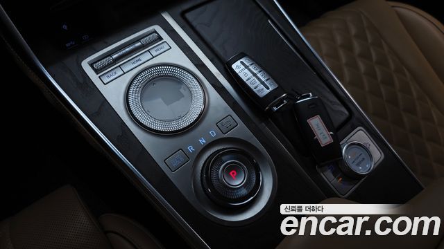 Genesis GV80 2021 — photo 12
