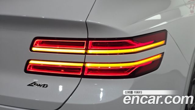 Genesis GV80 2021 — photo 9