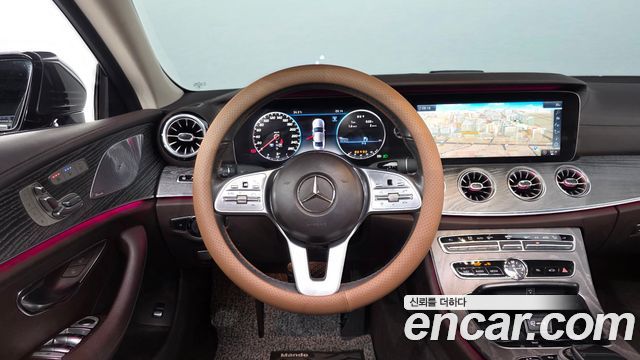 Mercedes-Benz CLS-Class 2019 — photo 13