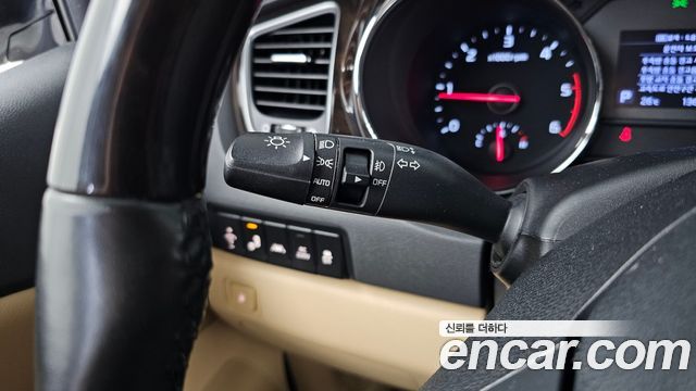 Kia Canival 2019 — photo 20