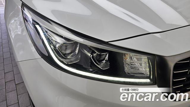 Kia Canival 2019 — photo 8