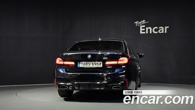 BMW 5-Series 2021 — photo 4