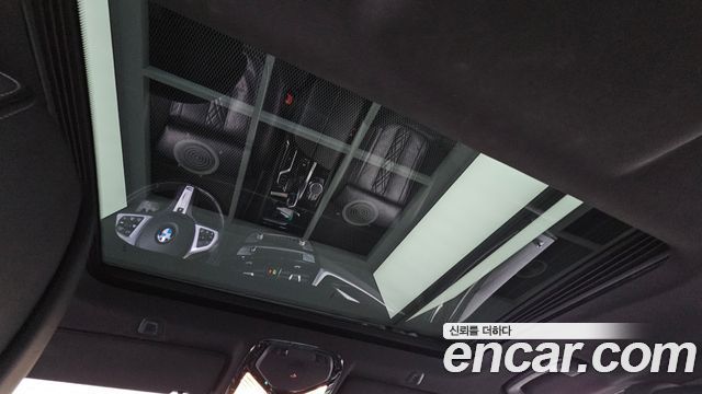 BMW 5-Series 2021 — photo 17