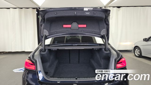 BMW 5-Series 2021 — photo 20