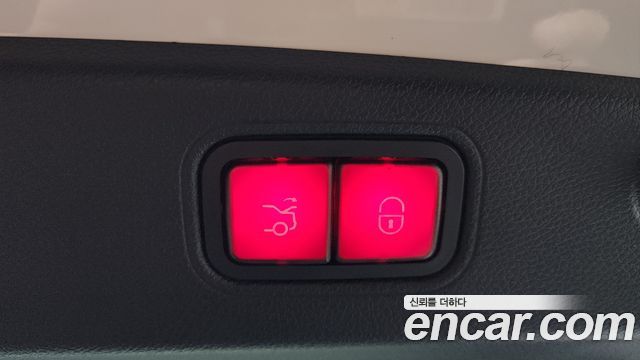 Mercedes-Benz CLS-Class 2019 — photo 19