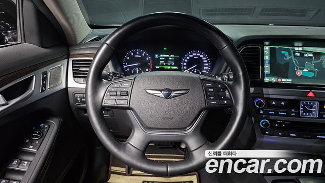 Genesis G80 2018 — photo 19