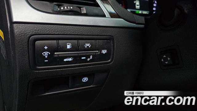 Genesis G80 2018 — photo 27