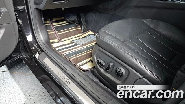Genesis G80 2018 — photo 34