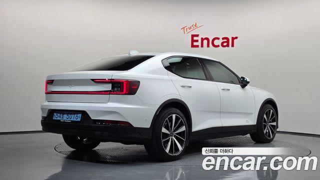 Polestar Polestar 2 2022 — photo 2