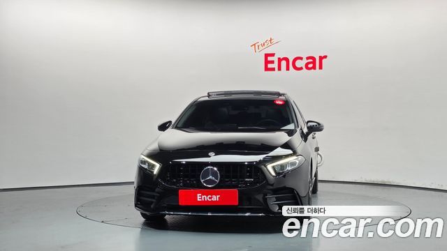 Mercedes-Benz A-Class 2020 — photo 3