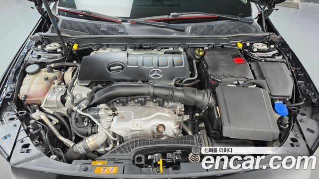 Mercedes-Benz A-Class 2020 — photo 6