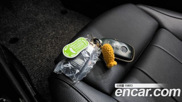 Mercedes-Benz A-Class 2020 — photo 21