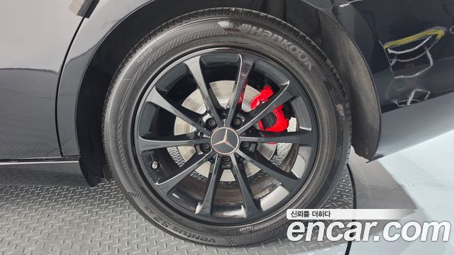 Mercedes-Benz A-Class 2020 — photo 7