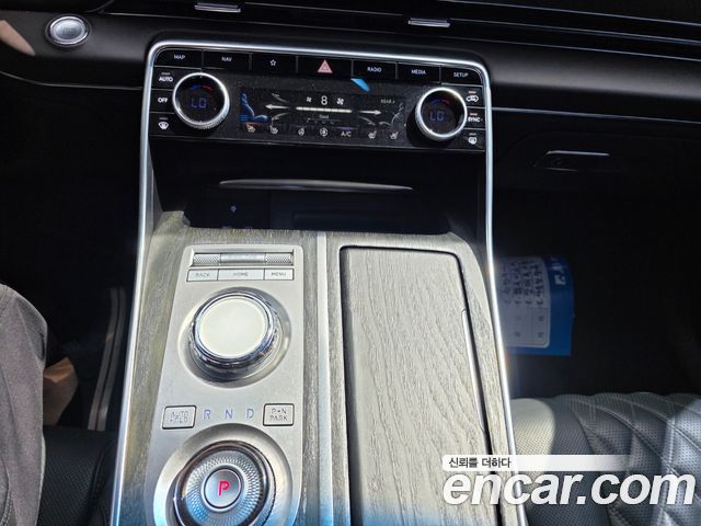Genesis GV80 2023 — photo 9