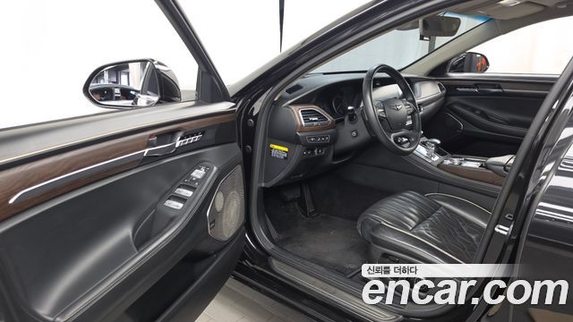 Genesis G90 2019 — photo 10