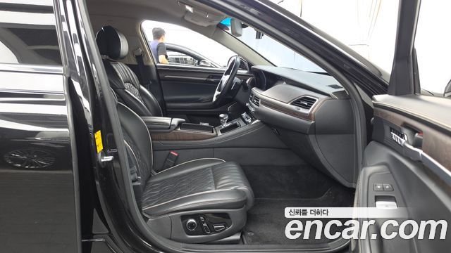 Genesis G90 2019 — photo 11