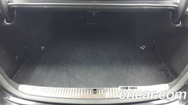 Genesis G90 2019 — photo 20